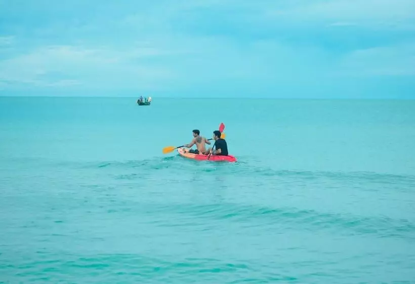 Hotelli Chaithalay Khanom Resort