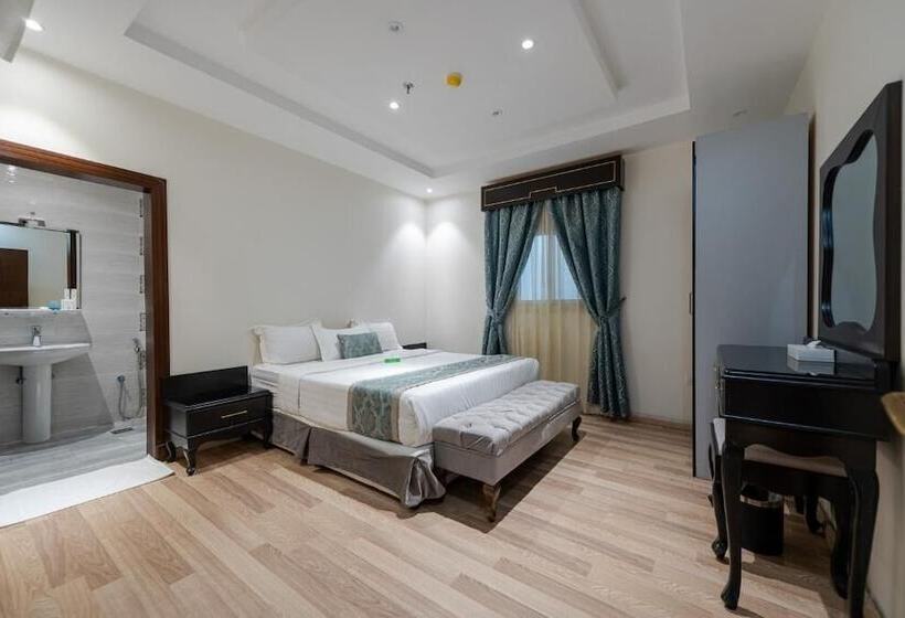 ホテル Holiday Plus Al Nuzha