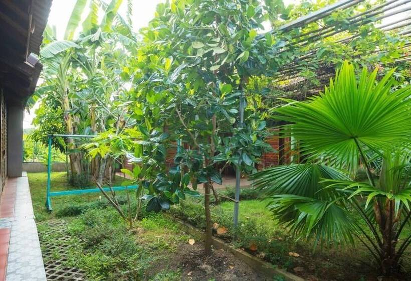 هتل Green Bungalow Phu Quoc