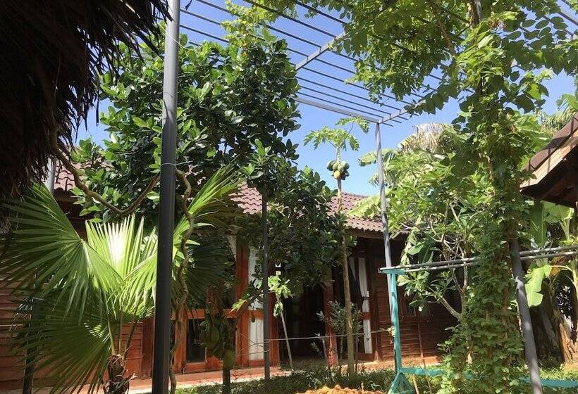 هتل Green Bungalow Phu Quoc