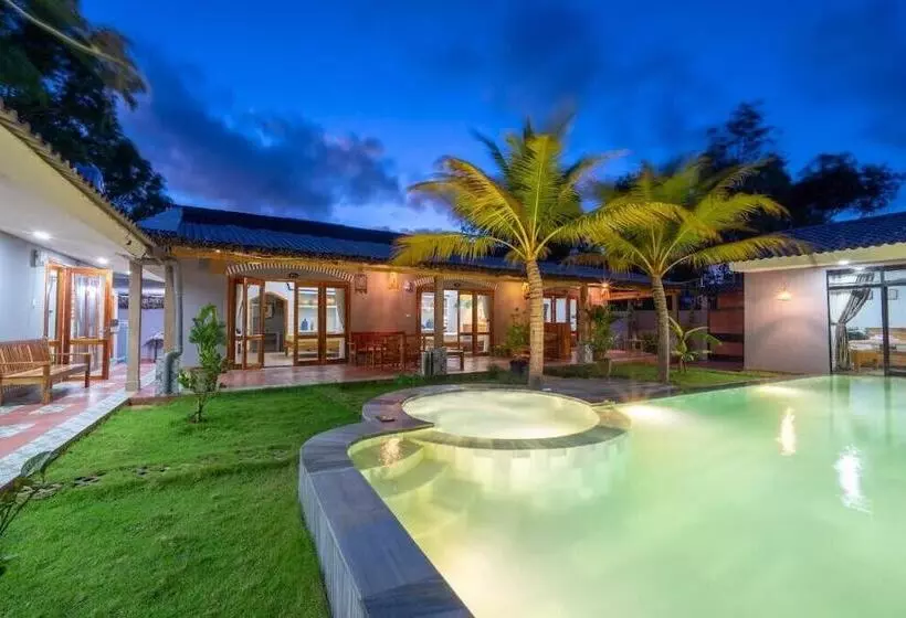 هتل Green Bungalow Phu Quoc
