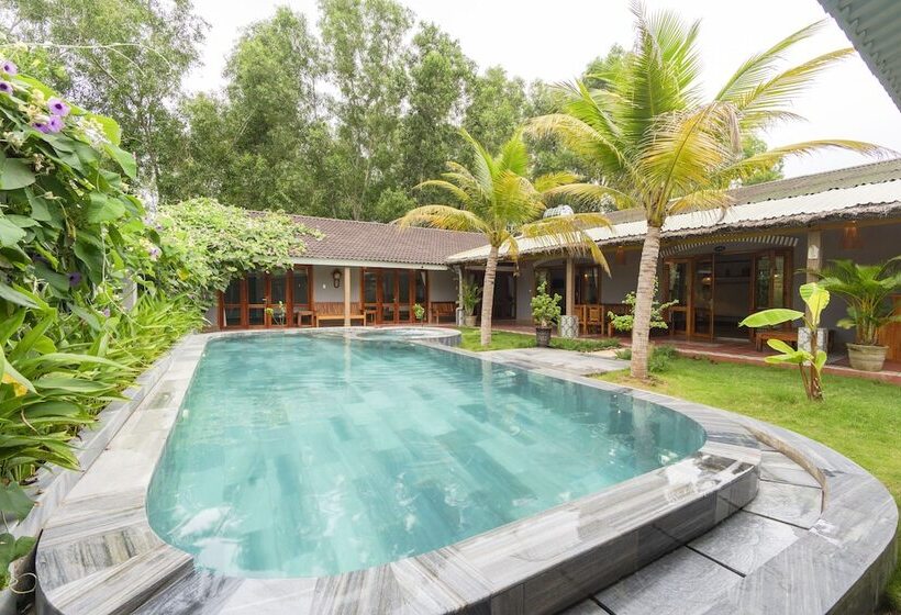 هتل Green Bungalow Phu Quoc