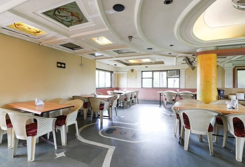 酒店 Hill Top By Oyo Rooms