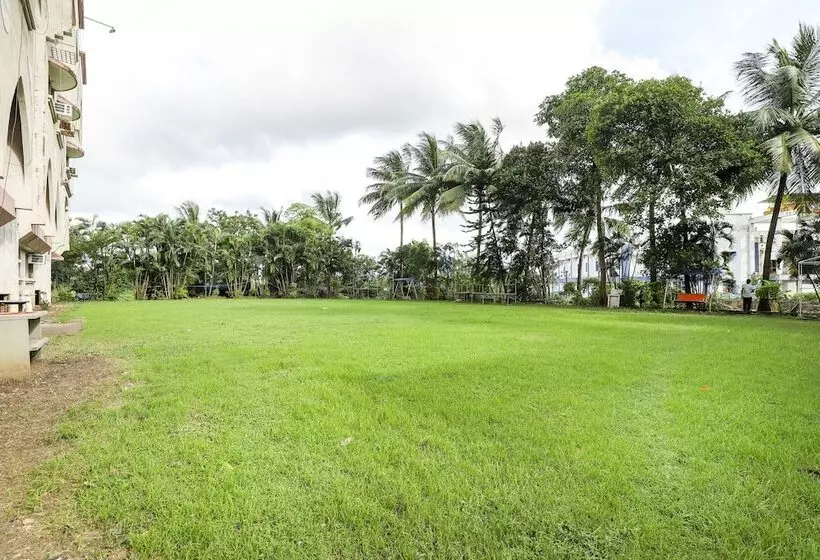 ホテル Hill Top By Oyo Rooms