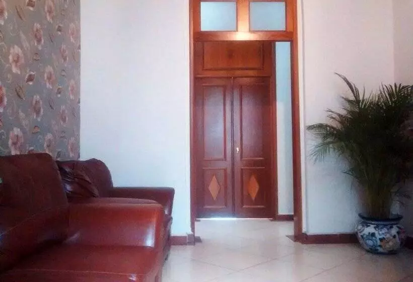 Hotelli Juárez Del Centro