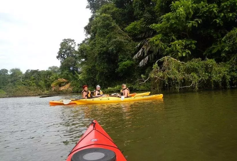 هتل Mi Tierra Casa Blanca