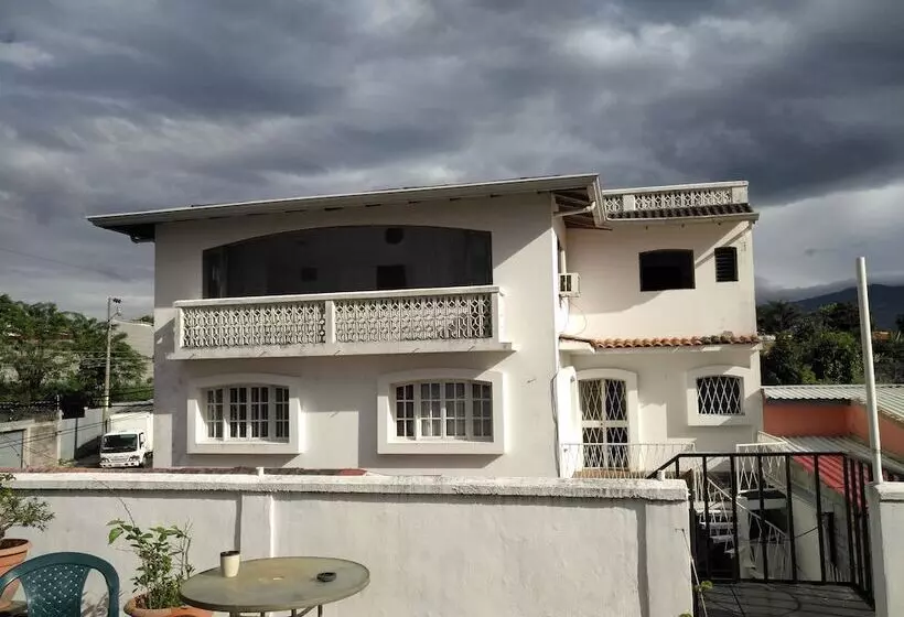 هتل Mi Tierra Casa Blanca