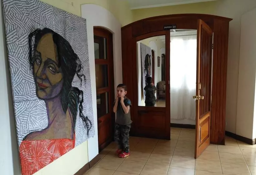 هتل Mi Tierra Casa Blanca