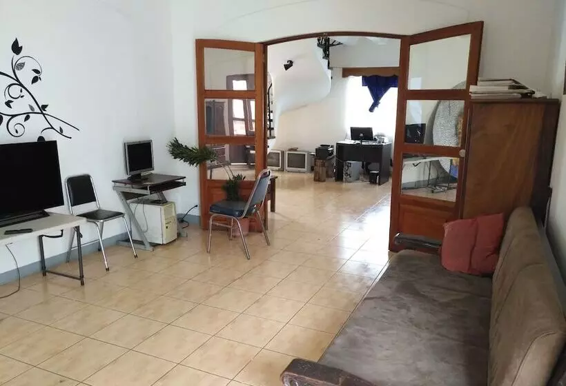 هتل Mi Tierra Casa Blanca