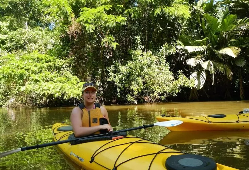 هتل Mi Tierra Casa Blanca