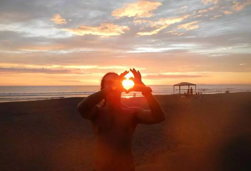 هتل Mi Tierra Casa Blanca