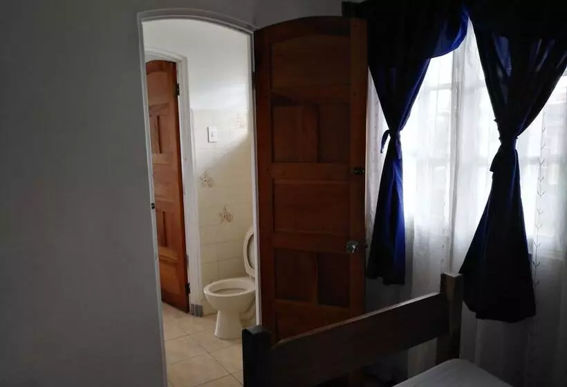 هتل Mi Tierra Casa Blanca