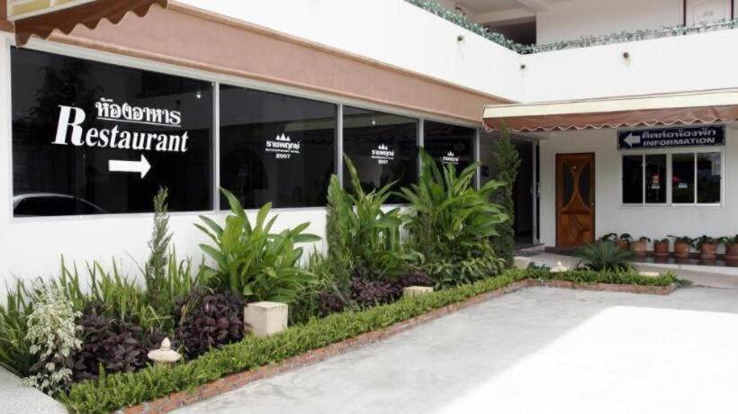 Hotelli Ratchaphruek 2007