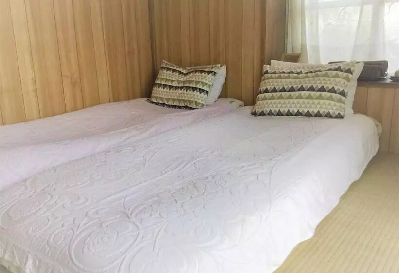 ペンション Homestay Kucha