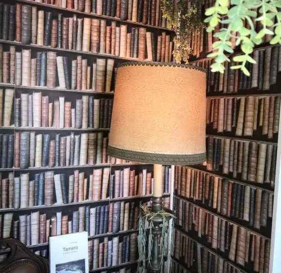 Alfama Patio Apartments