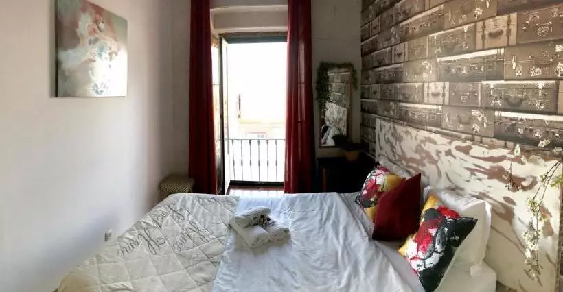 Alfama Patio Apartments