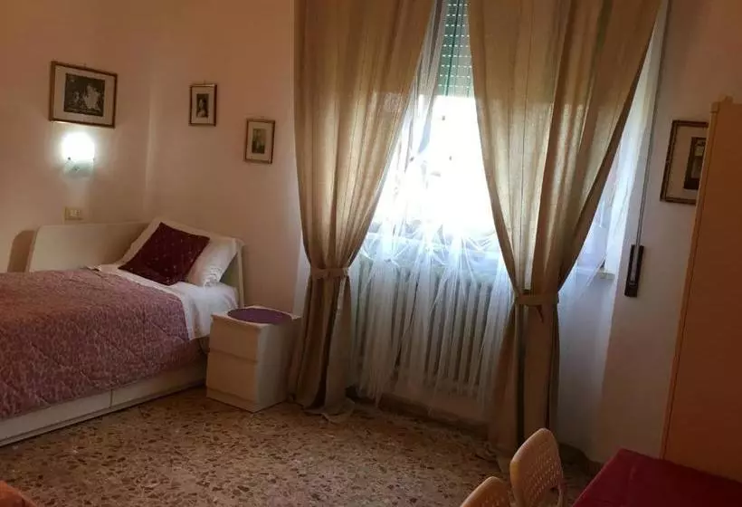 Bed and Breakfast A Casa Doina Airport