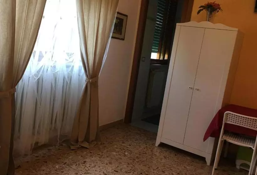 Bed and Breakfast A Casa Doina Airport