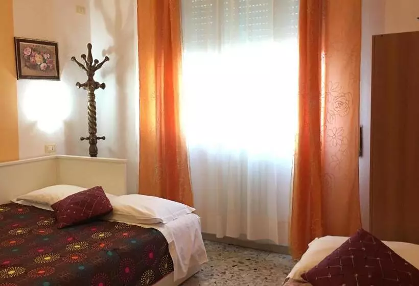 Bed and Breakfast A Casa Doina Airport