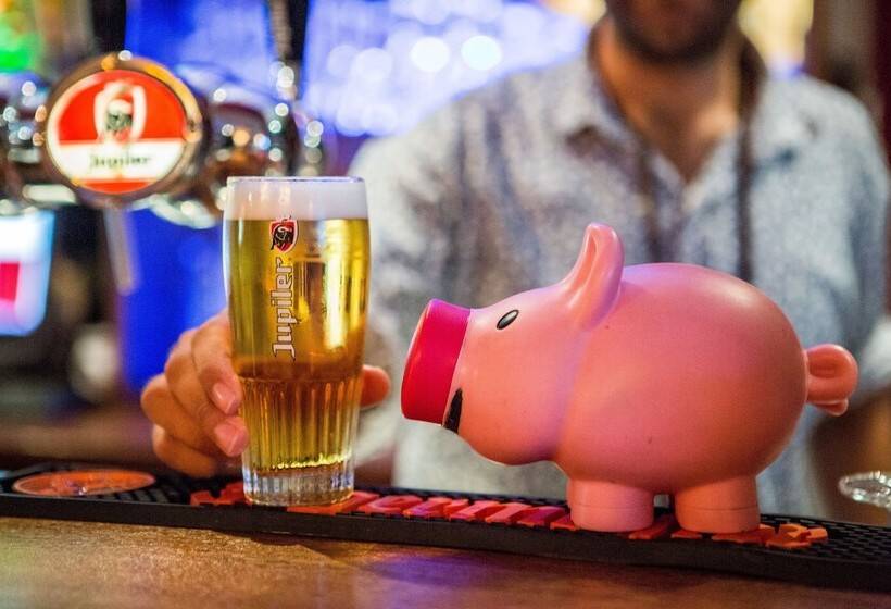 Общежитие The Flying Pig Uptown