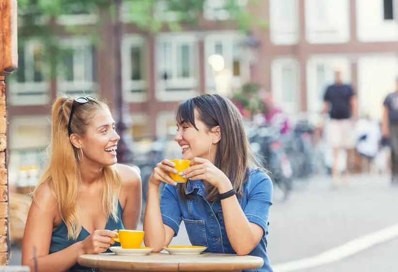 Alberg The Flying Pig Uptown