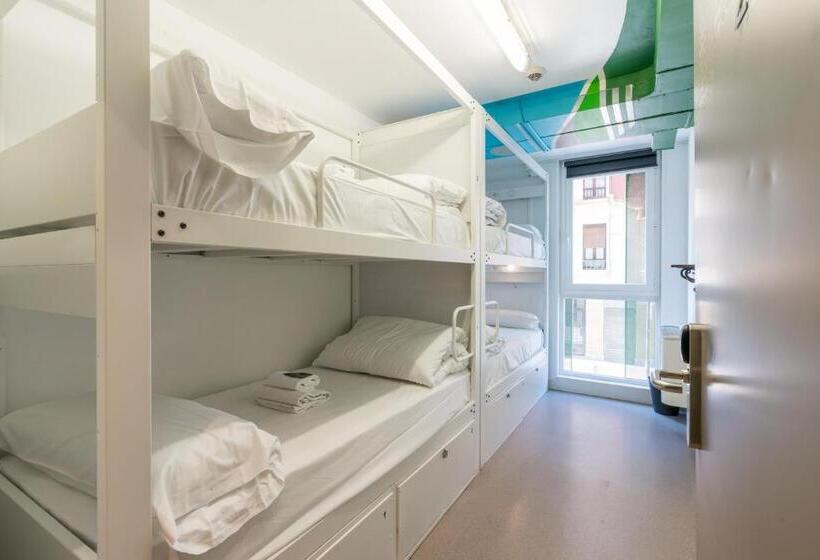 Ganbara Hostel   Self Check In