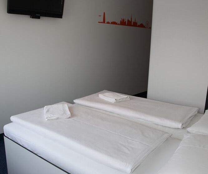 Hb1 Budget Hotel Contactless Check In