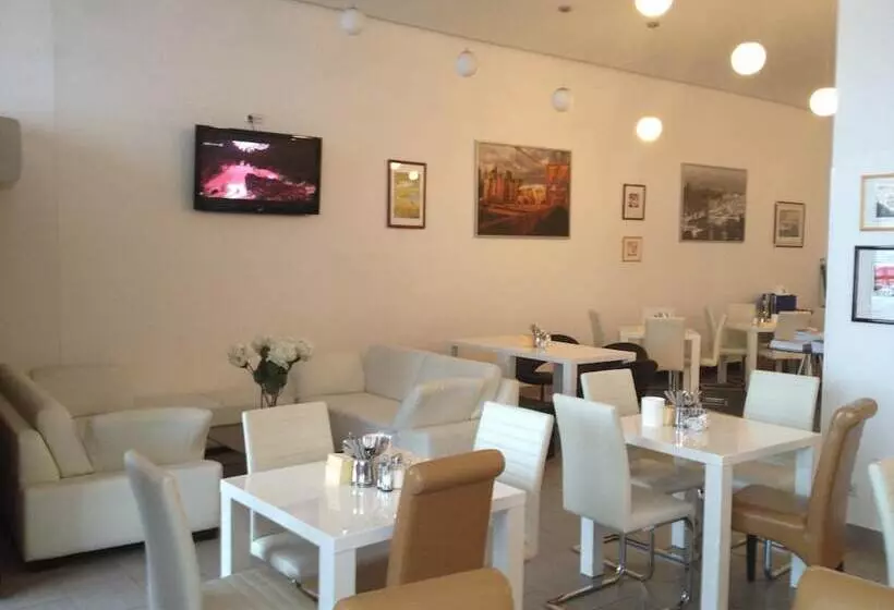 Hb1 Budget Hotel   Contactless Check In