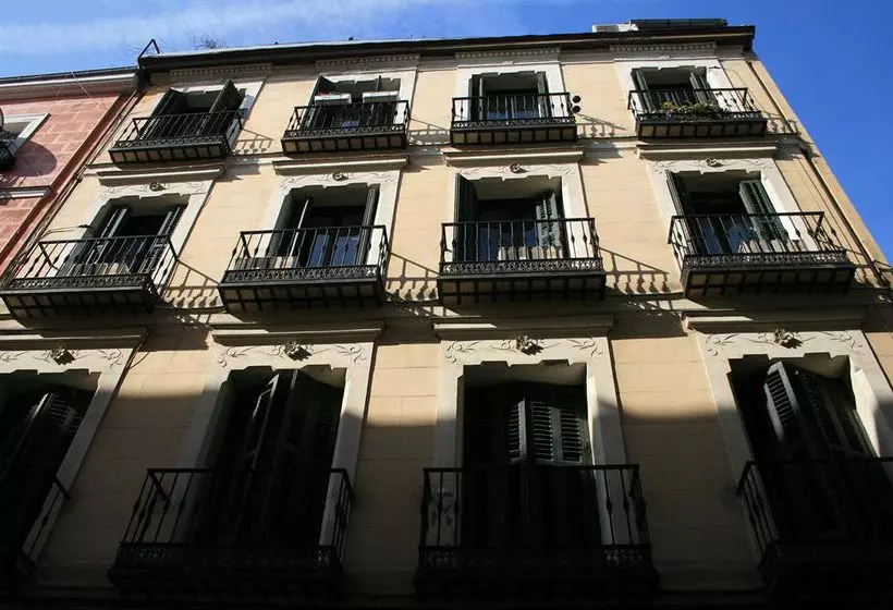Barbieri International Hostel