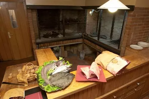 פונדק Mesón Del Barro