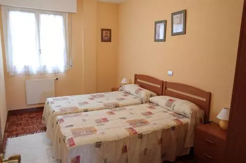 פונדק Mesón Del Barro