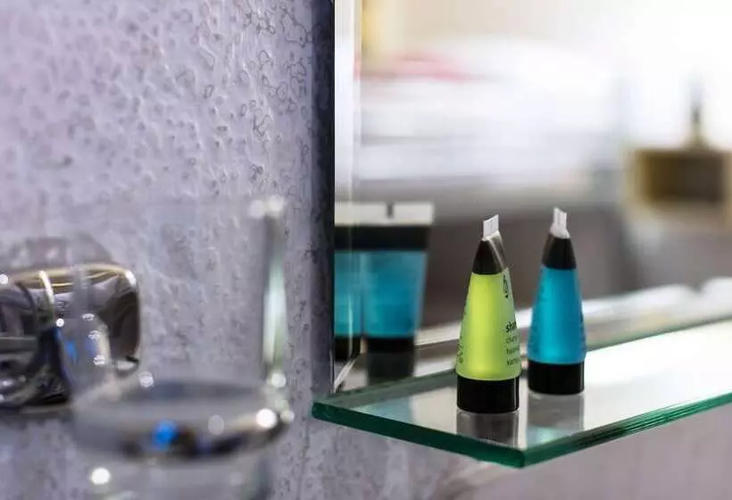 مسافرخانه Palermo