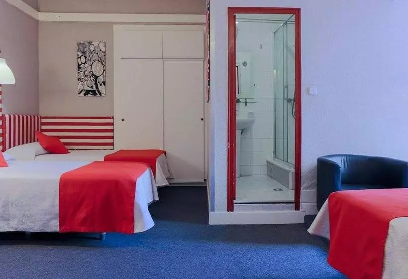 مسافرخانه Palermo