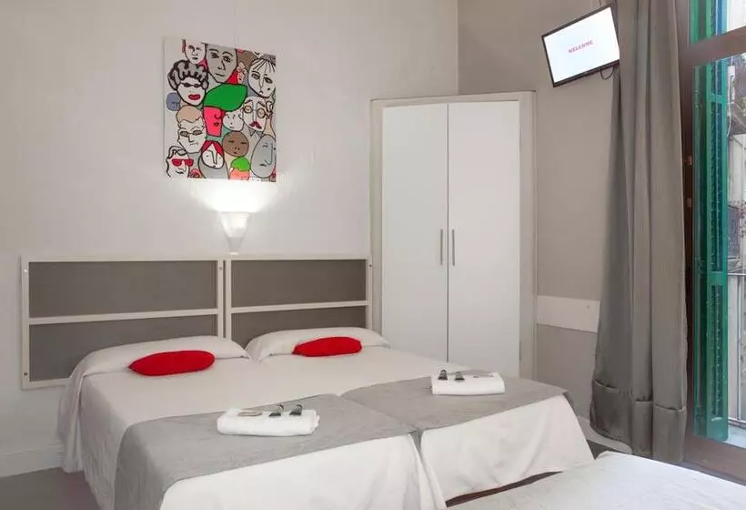 مسافرخانه Palermo