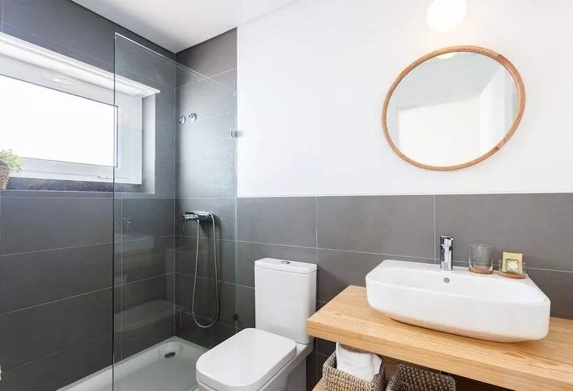 هتل Blue Buddha Beach Rooms & Suites