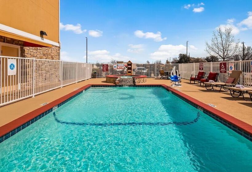 בית מלון כפרי Comfort Inn & Suites Wylie