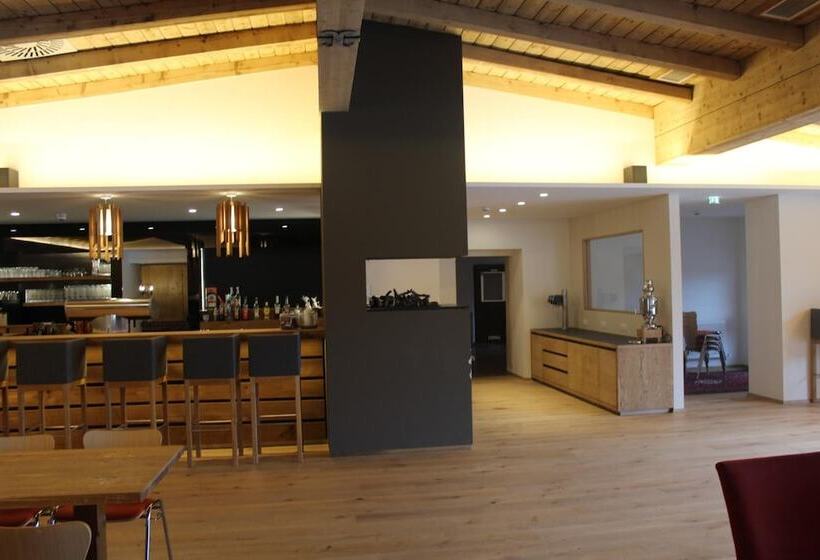 ホテル Gasthof Hirschentenne