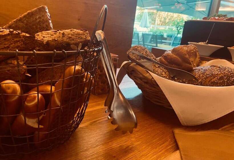 ホテル Gasthof Hirschentenne