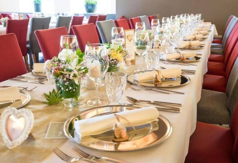 ホテル Gasthof Hirschentenne