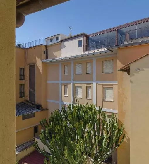 هتل Helvetia Pisa Tower