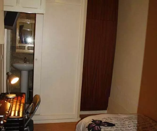 هتل Residencia Pedra Antiga