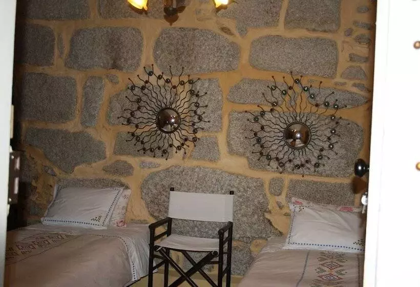 هتل Residencia Pedra Antiga