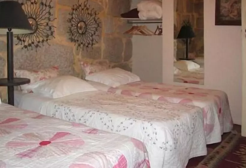 هتل Residencia Pedra Antiga