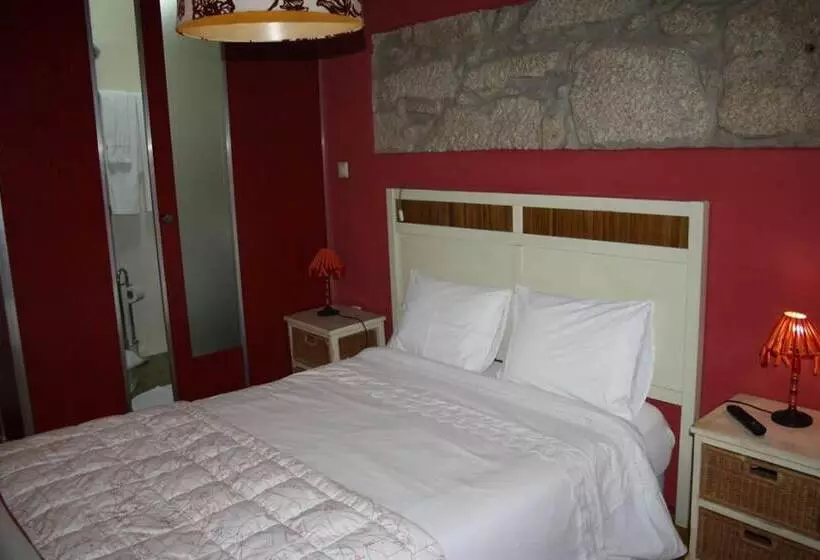 هتل Residencia Pedra Antiga