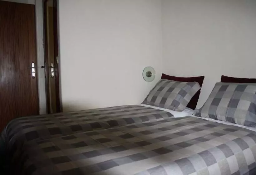هتل Residencia Pedra Antiga