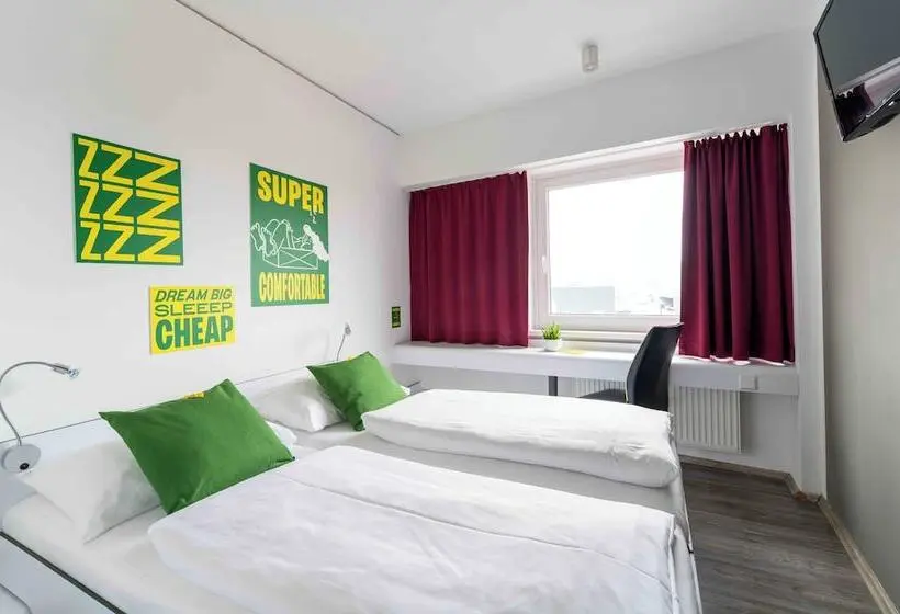 SLEEEP Hotel Wiener Neudorf