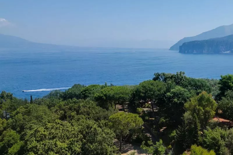 Hostel & Glamping Santa Fortunata