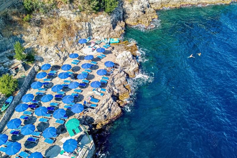 Hostel & Glamping Santa Fortunata