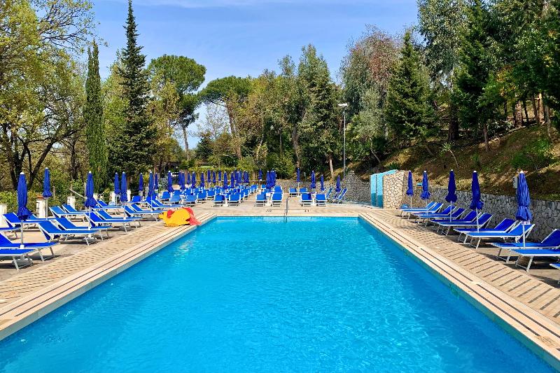 Hostel & Glamping Santa Fortunata