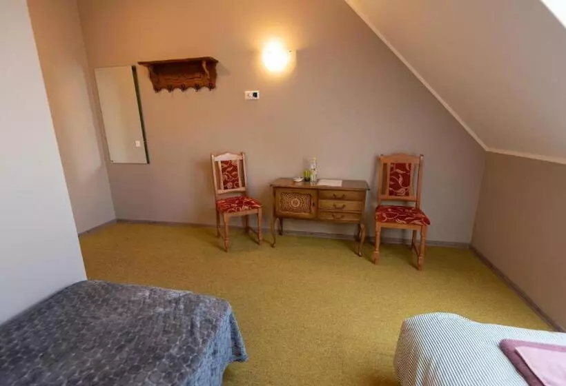 Aiakeskuse Hostel